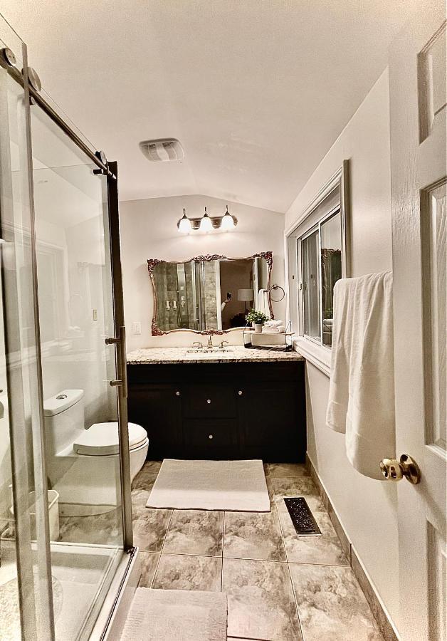Settlers Suites Niagara-on-the-Lake Екстер'єр фото